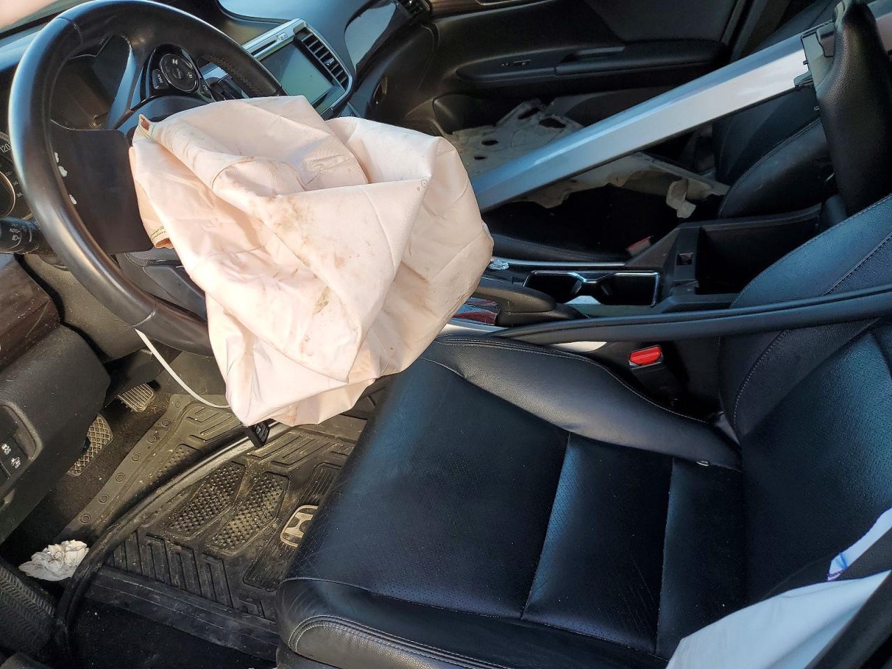 2016 Honda Accord Touring - Фото 7