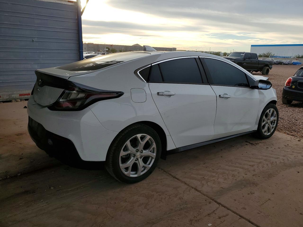 2018 Chevrolet Volt Premier - Фото 3
