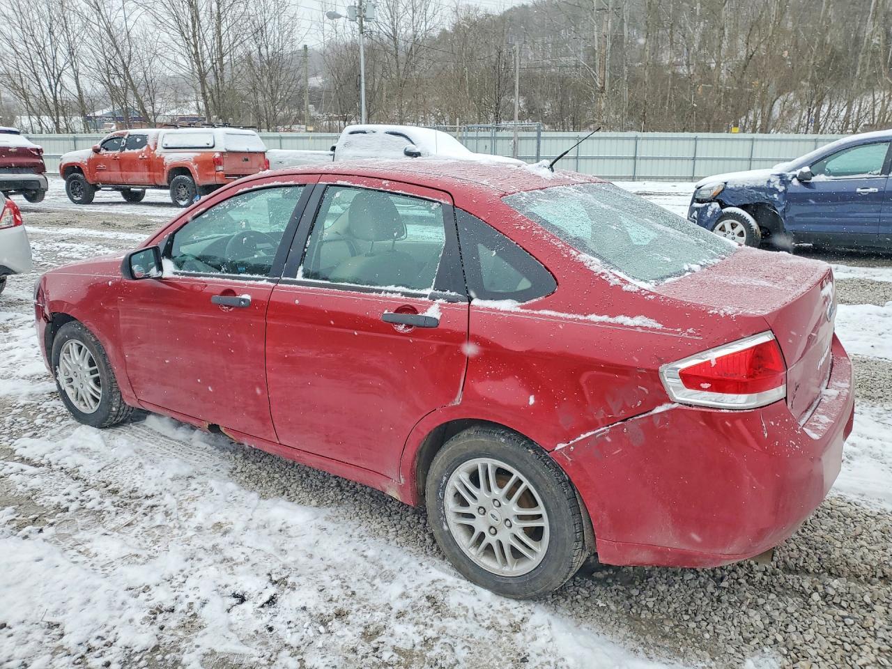 2011 Ford Focus Se - Image 2
