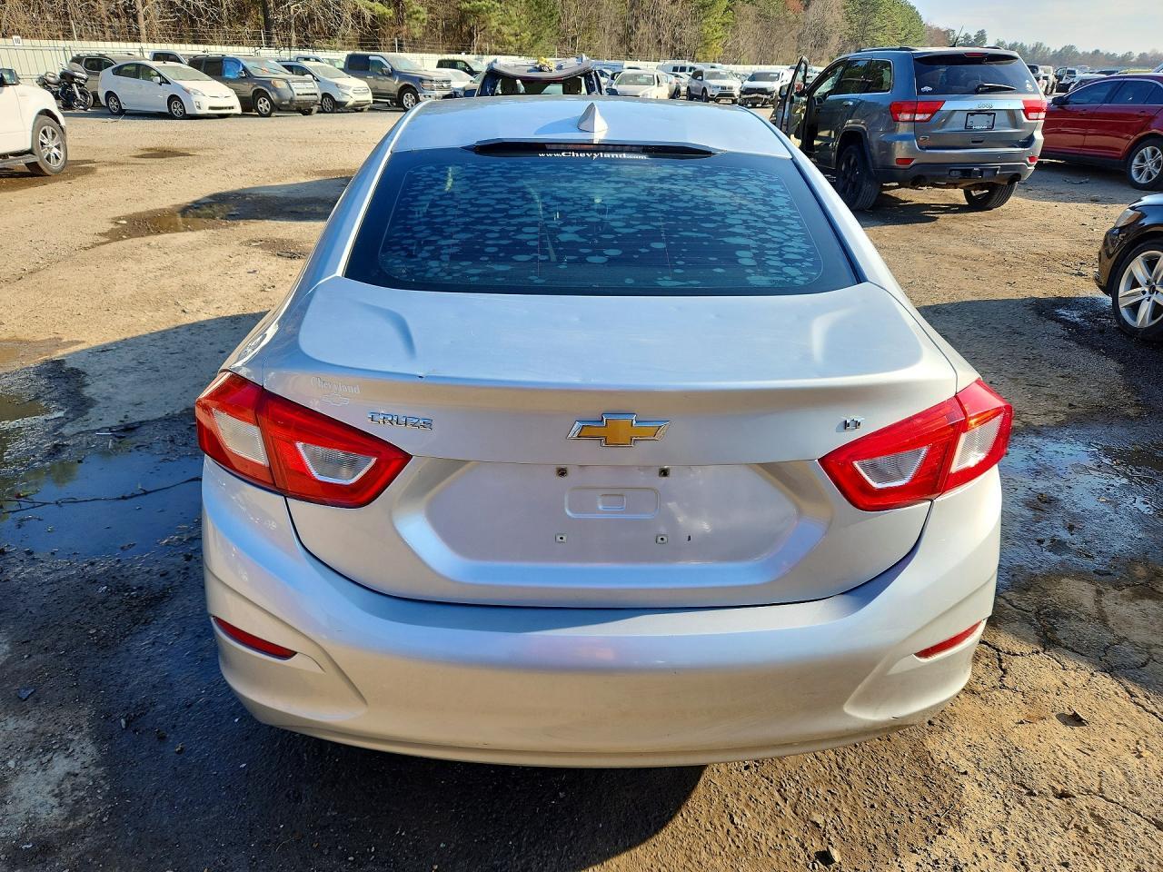 2017 Chevrolet Cruze Lt - Image 6