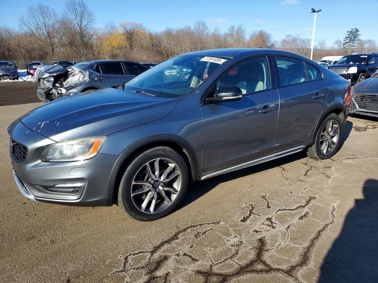 2016 Volvo S60 Cross Country T5