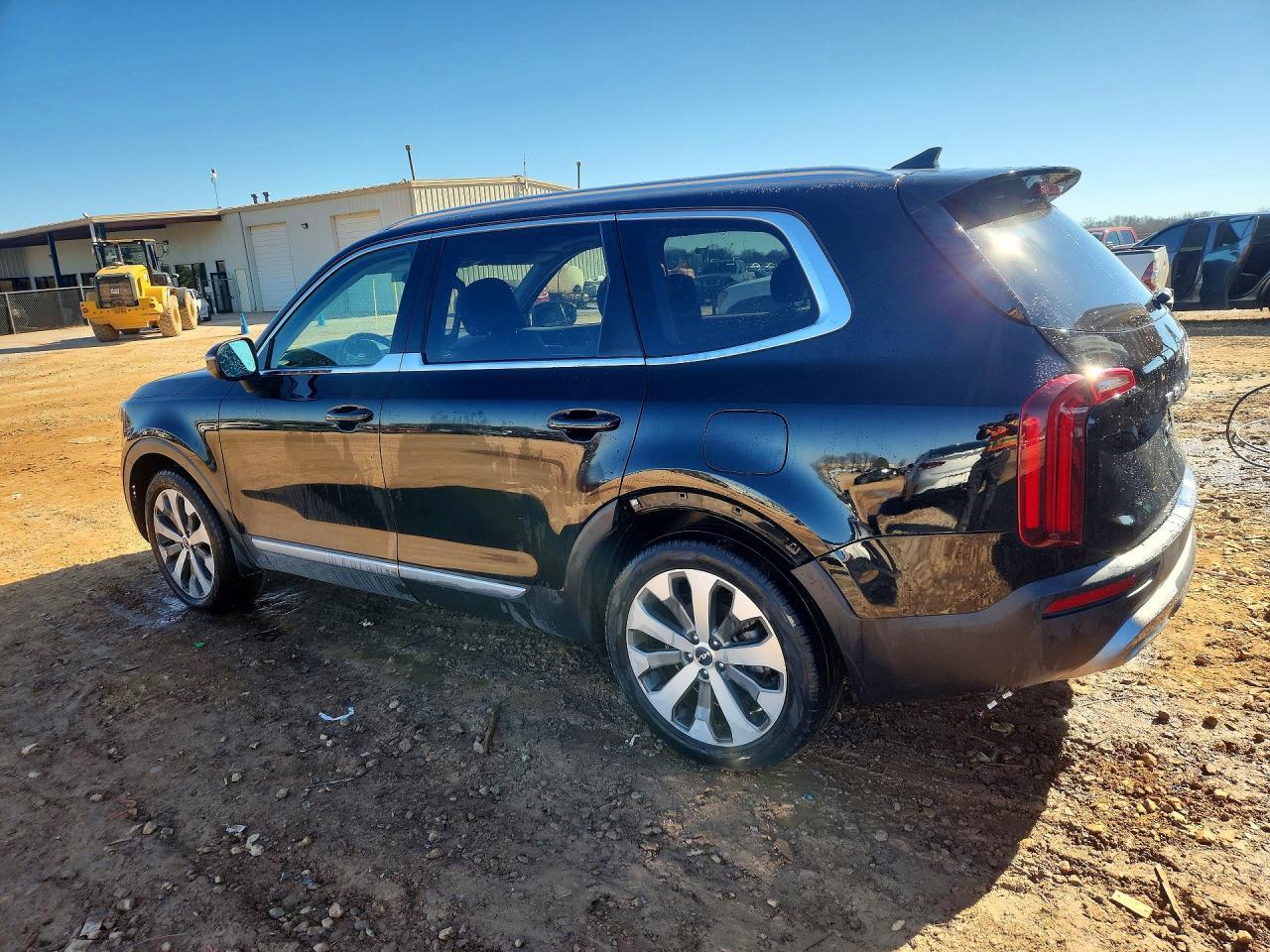 2022 Kia Telluride Ex - Image 2