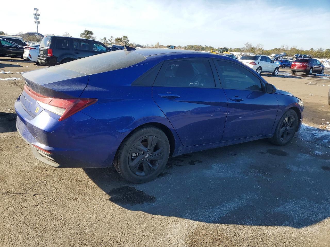 2023 Hyundai Elantra Sel - Image 3