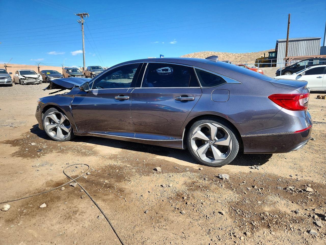 2019 Honda Accord Touring - Image 2