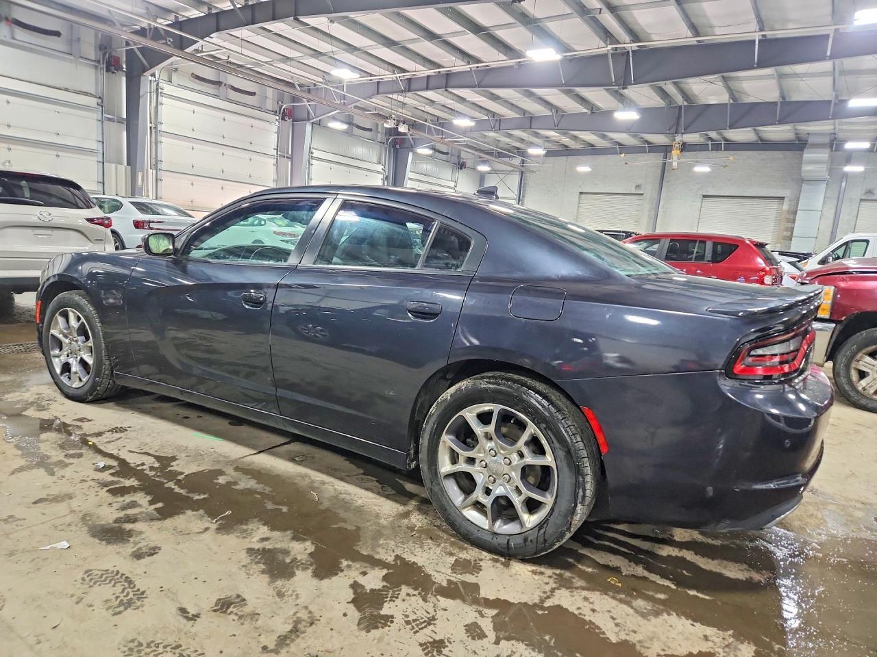2016 Dodge Charger Sxt - Image 2