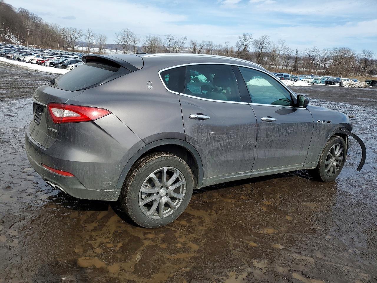 2018 Maserati Levante - Фото 3
