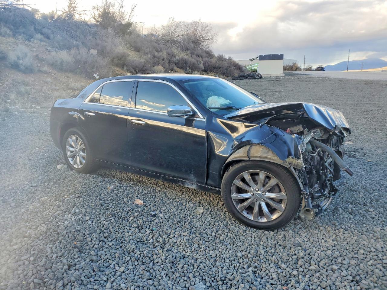 2018 Chrysler 300 Limited - Image 4