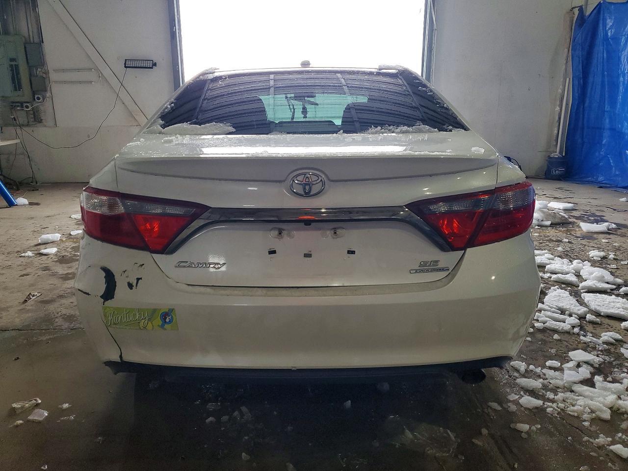 2016 Toyota Camry Le - Image 6