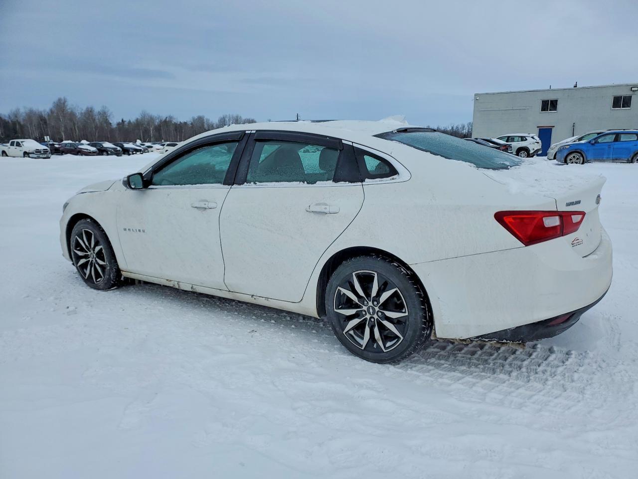 2017 Chevrolet Malibu Lt - Фото 2