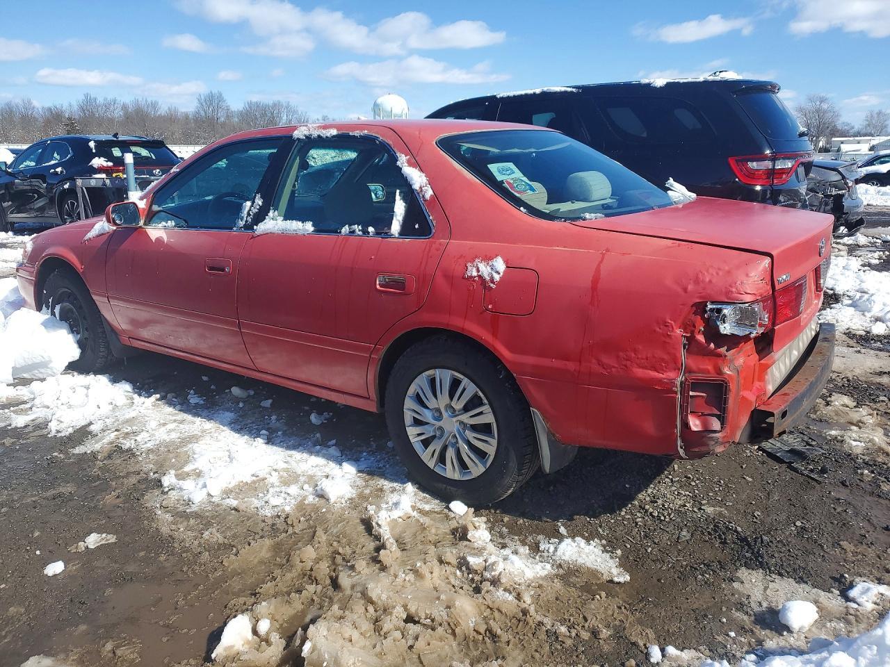 2001 Toyota Camry Ce - Фото 2