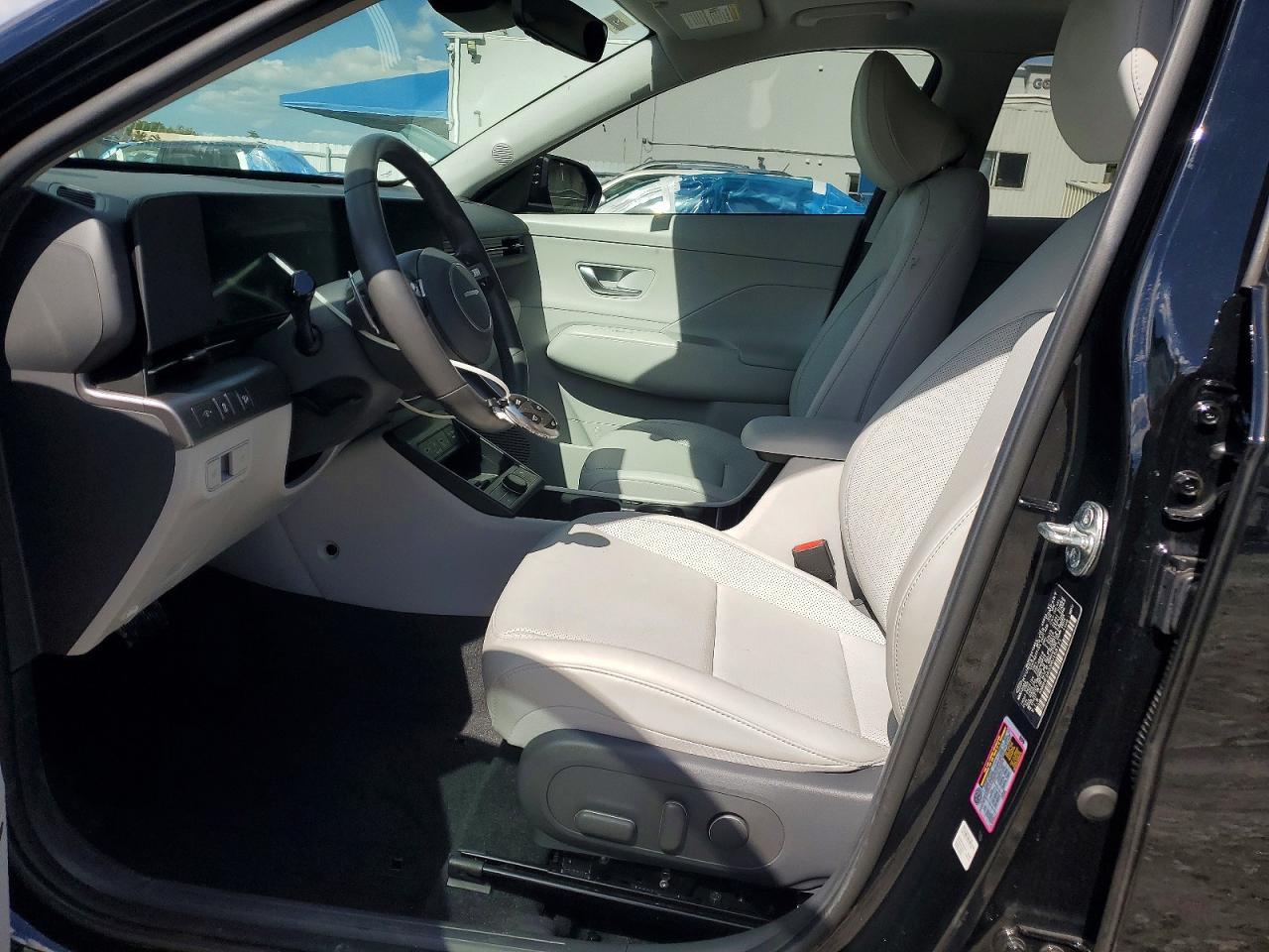 2024 Hyundai Kona Limited - Image 7