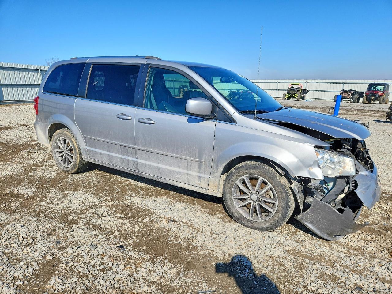2017 Dodge Grand Caravan Sxt - Image 4