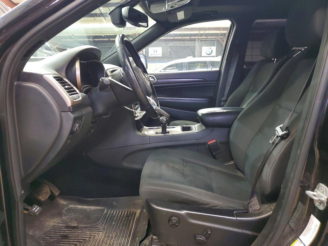 2014 Jeep Grand Cherokee Laredo - Image 7