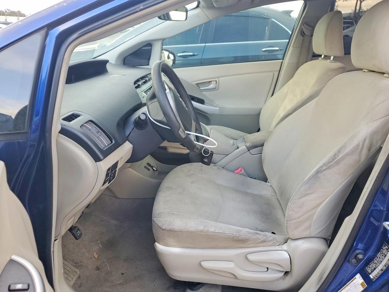 2010 Toyota Prius - Фото 7