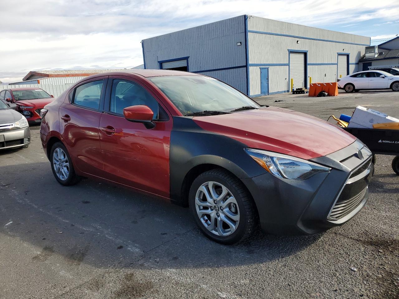 2017 Toyota Yaris Ia - Image 4