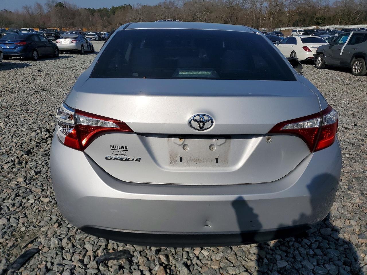 2015 Toyota Corolla L - Фото 6
