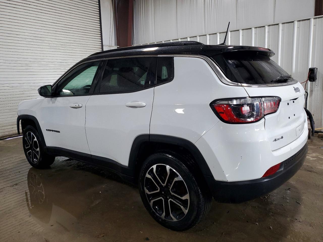 2022 Jeep Compass Limited - Image 2