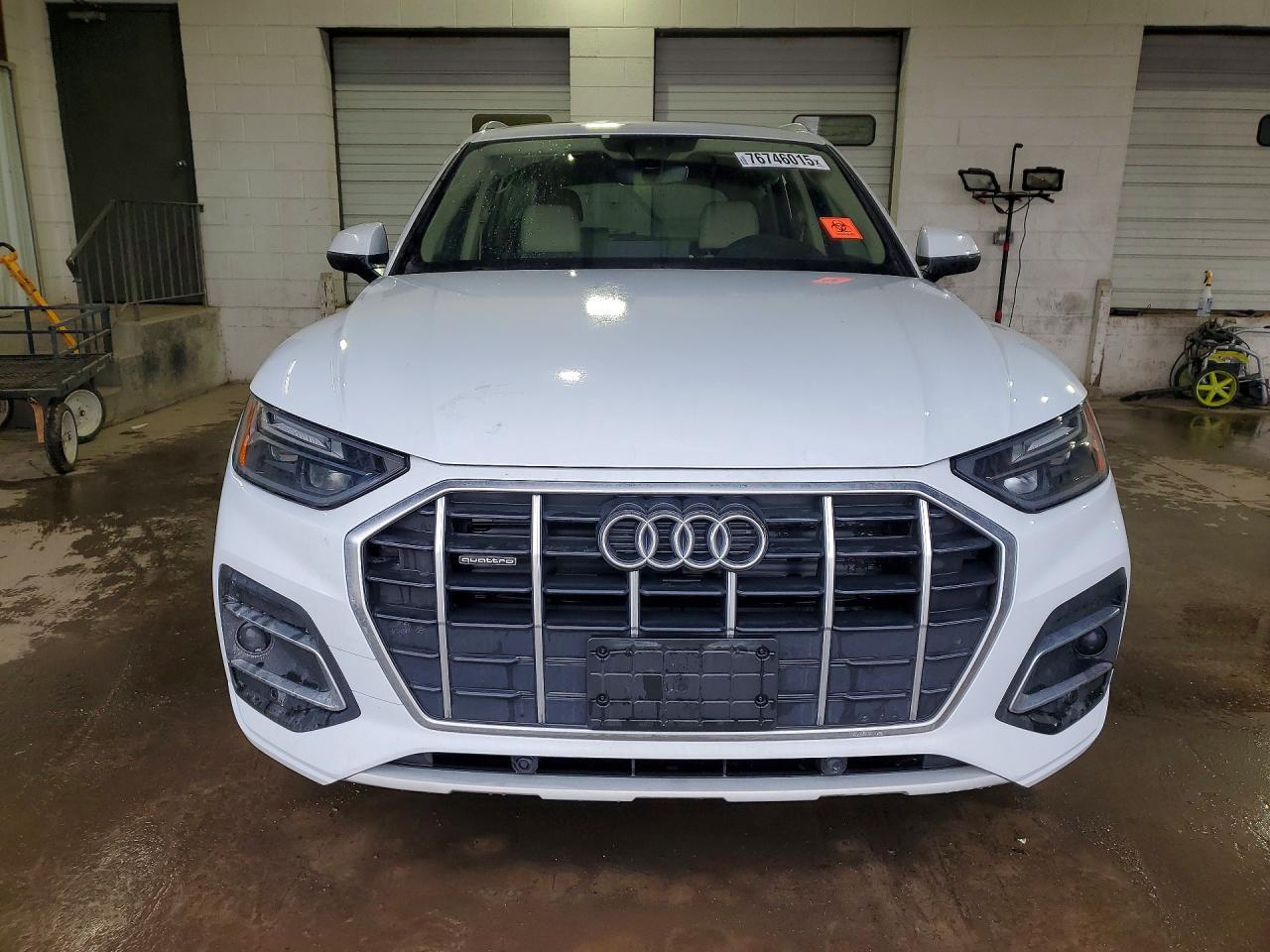 2022 Audi Q5 Premium 40 - Фото 5