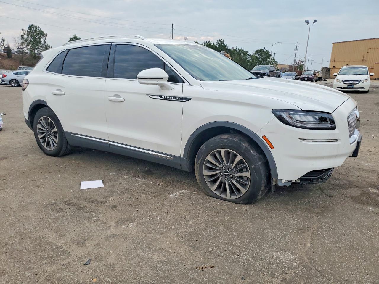 2021 Lincoln Nautilus - Фото 4