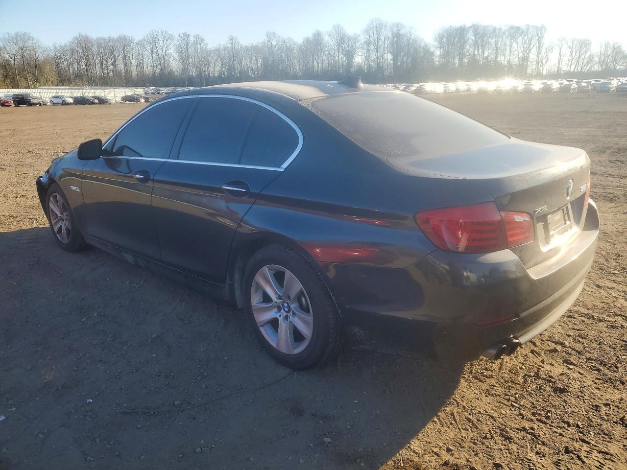 2013 BMW 528 Xi - Фото 2
