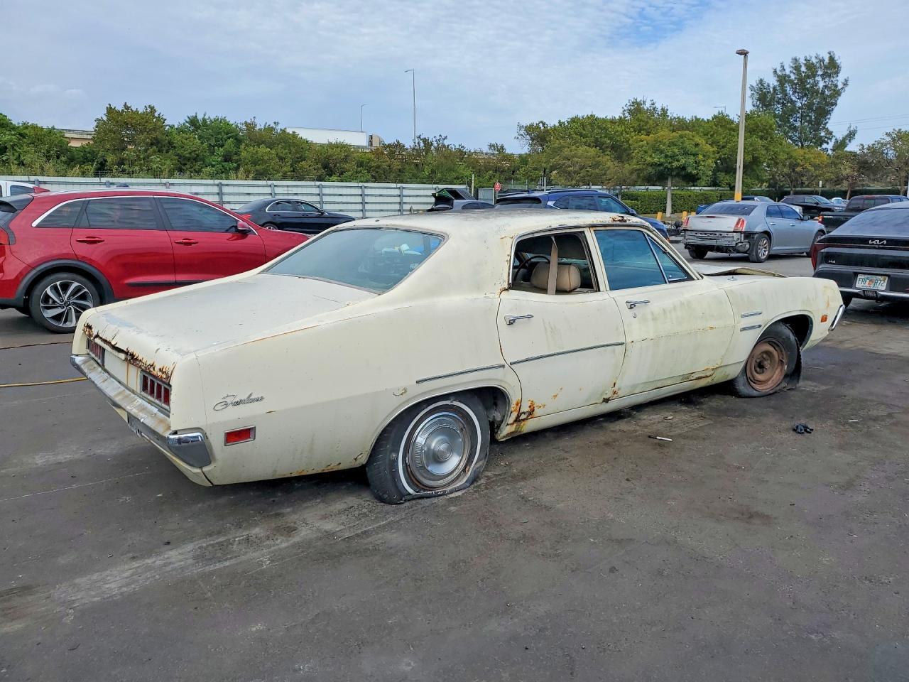 1970 Ford Fairlane - Image 3