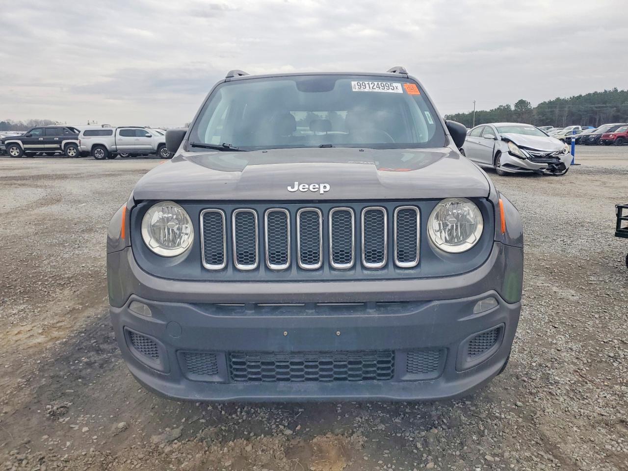2018 Jeep Renegade S - Фото 5