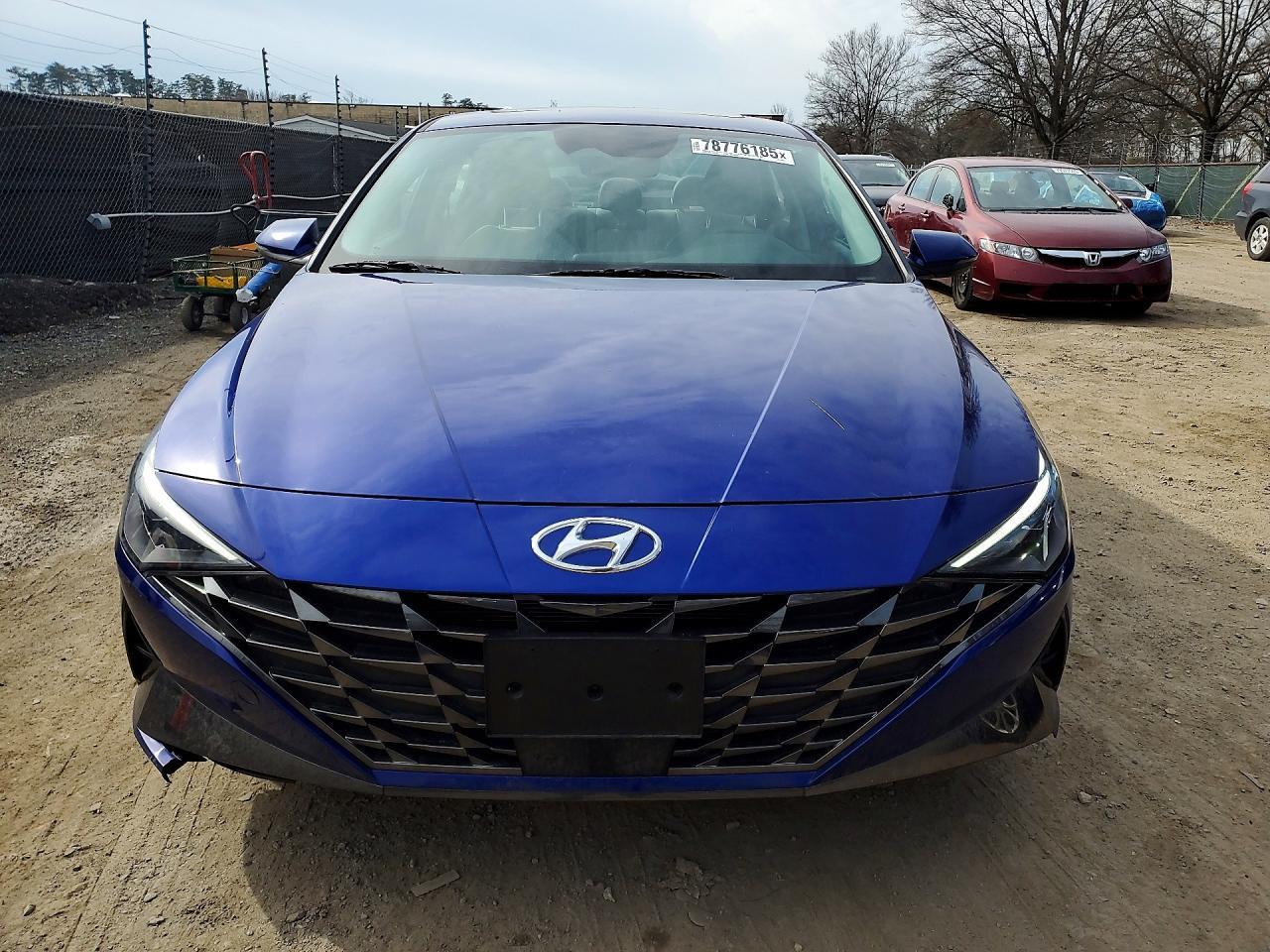 2023 Hyundai Elantra Limited - Image 5