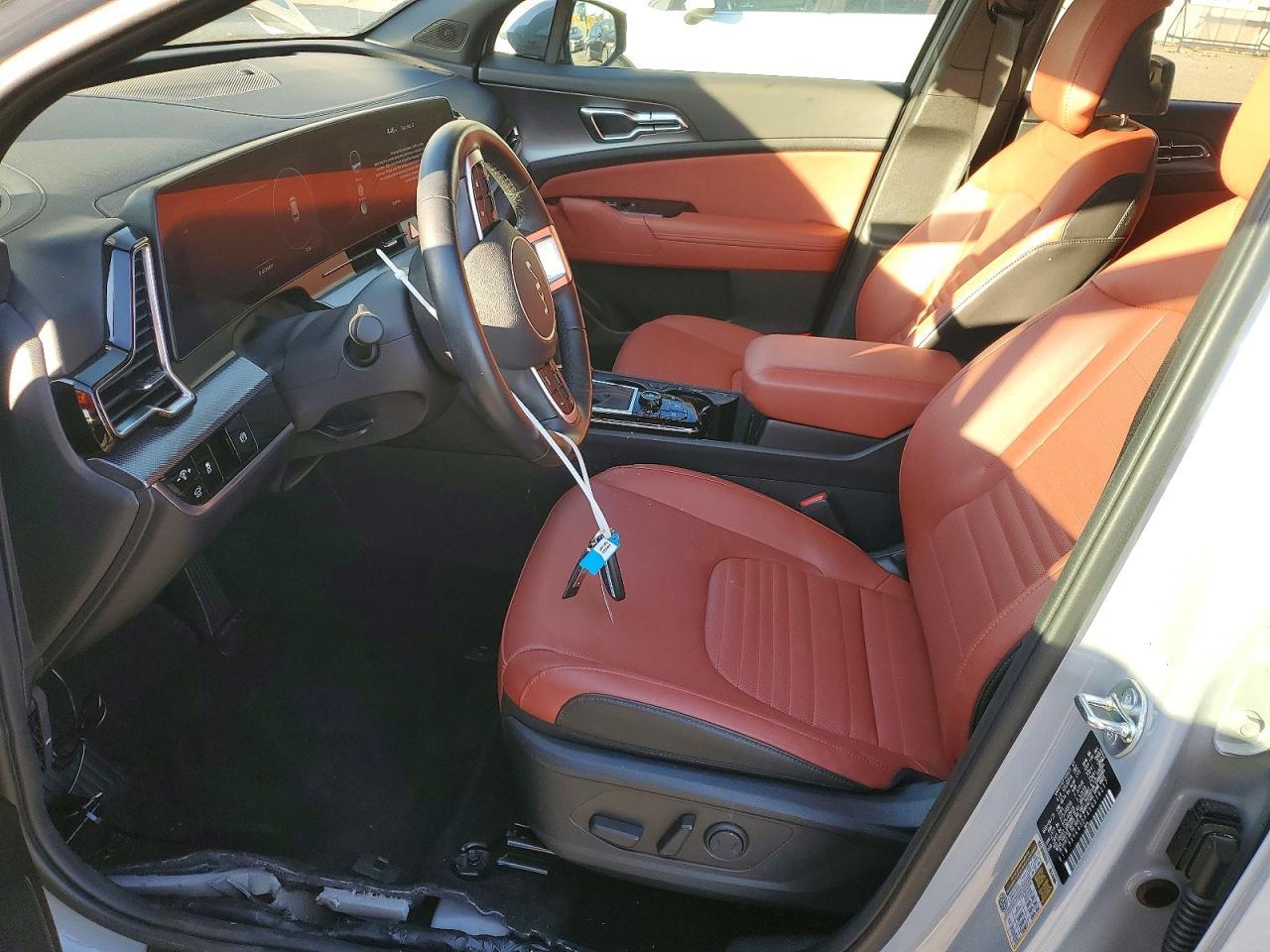 2025 Kia Sportage Sx - Image 7