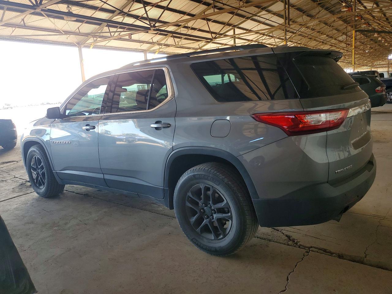 2019 Chevrolet Traverse Lt - Фото 2