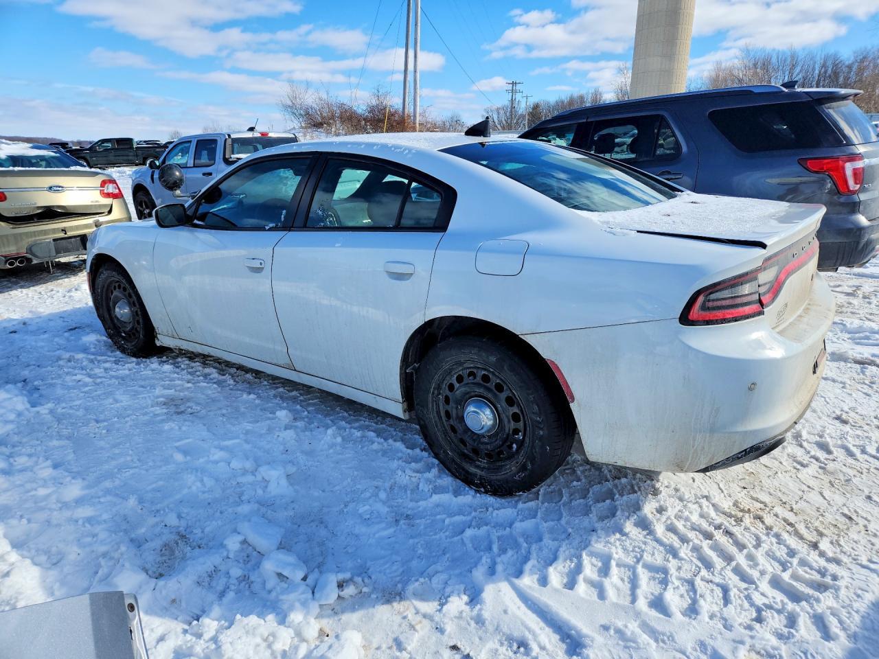2017 Dodge Charger Police - Image 2