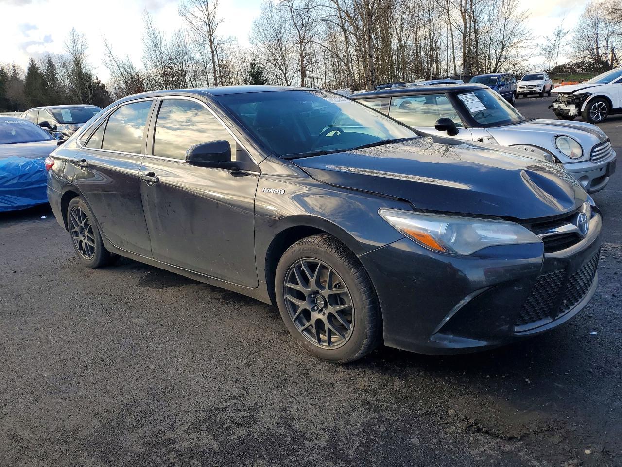 2017 Toyota Camry - Фото 4