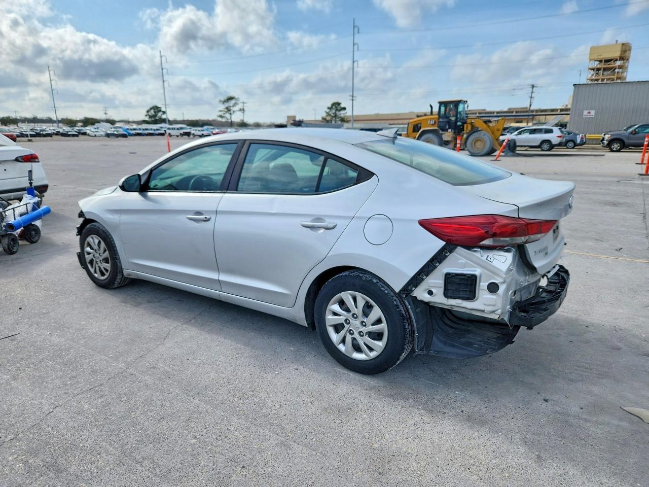 2017 Hyundai Elantra Se - Фото 2