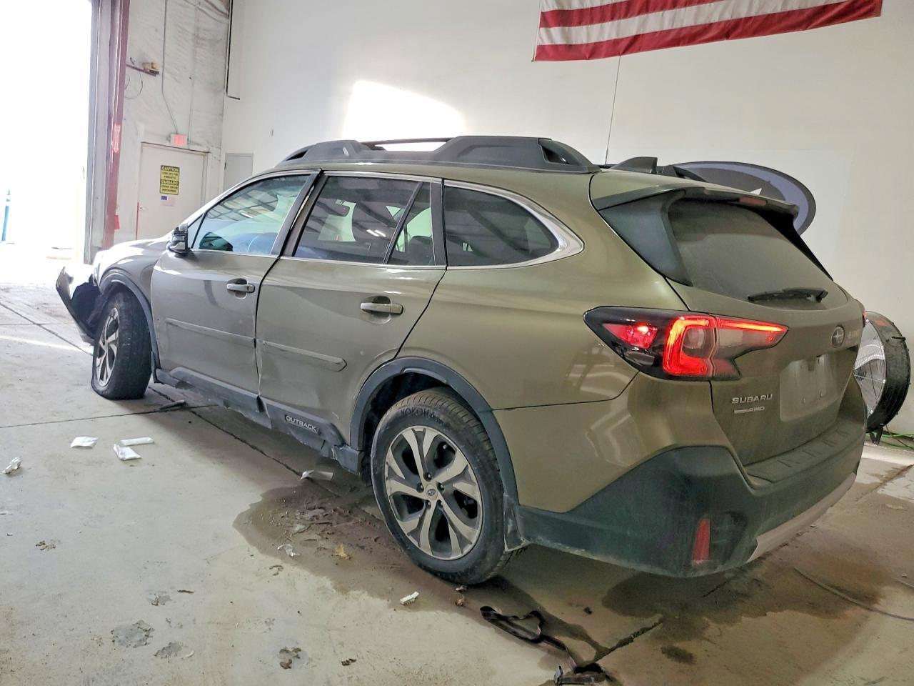2021 Subaru Outback Limited - Фото 2