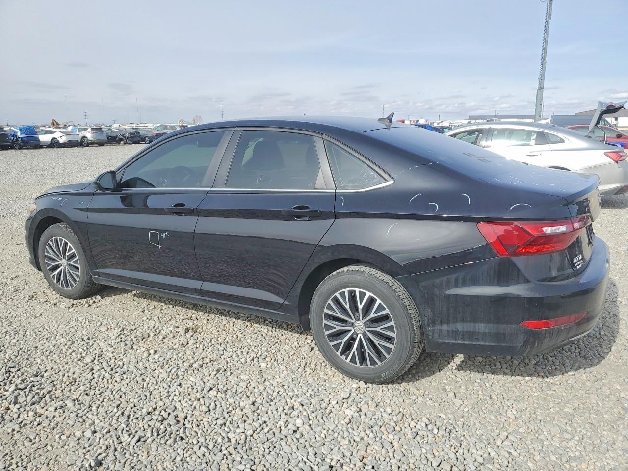 2021 Volkswagen Jetta S - Фото 2