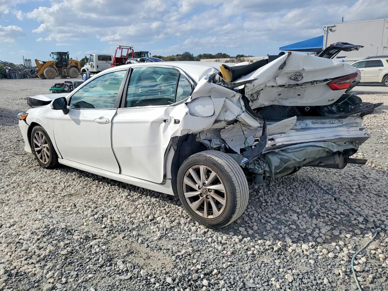 2023 Toyota Camry Le - Image 2