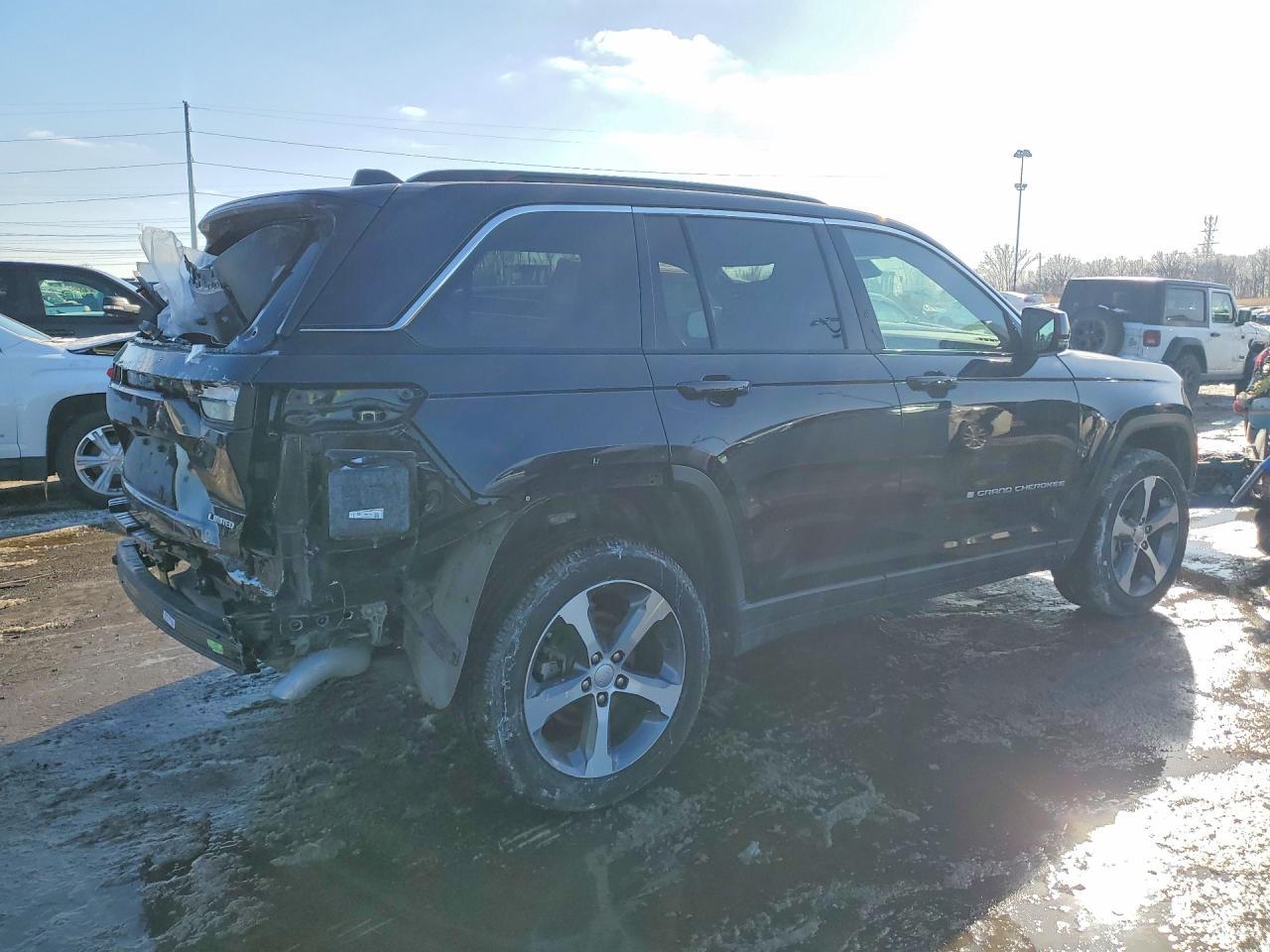 2024 Jeep Grand Cherokee Limited - Image 3