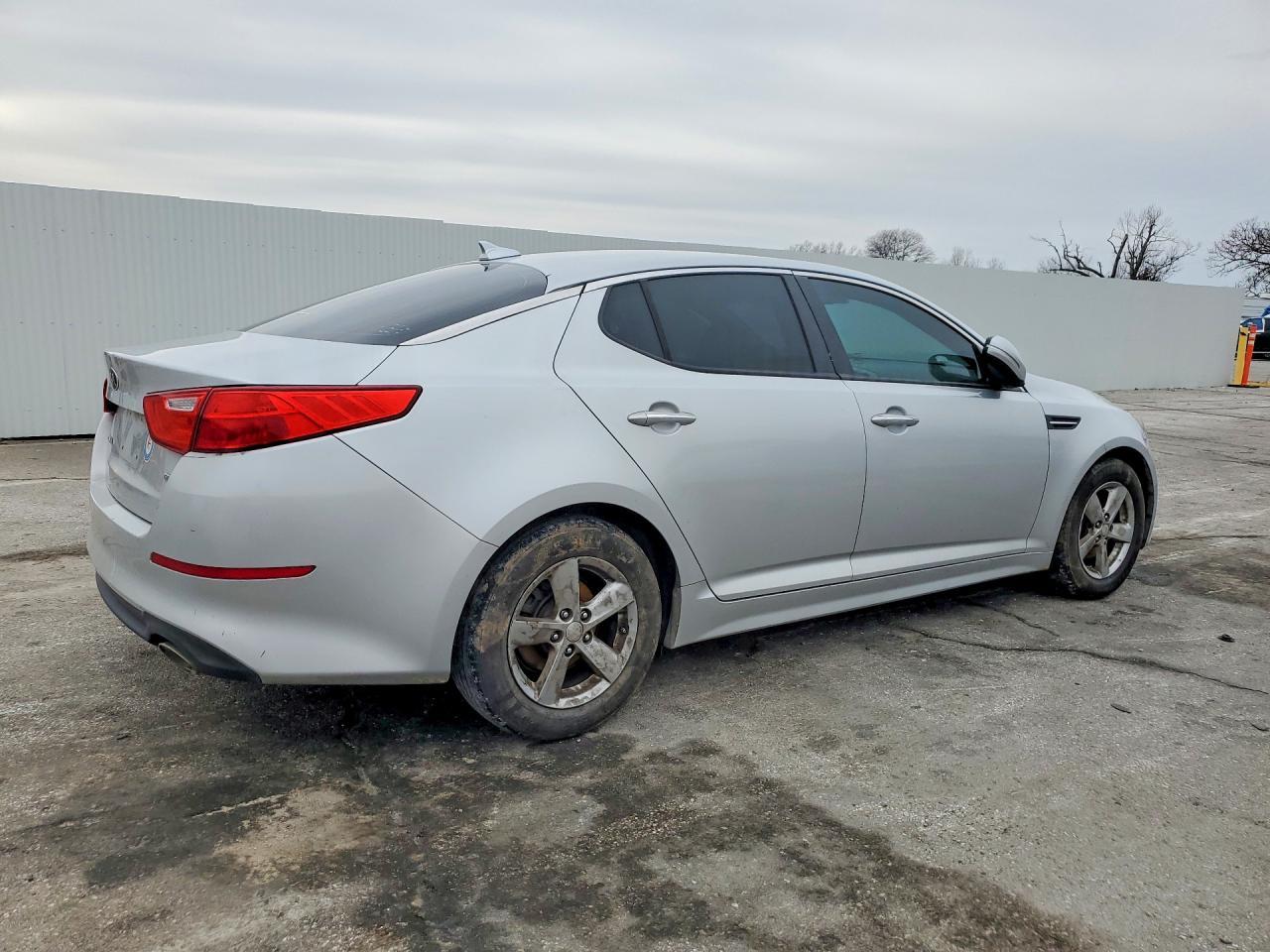 2015 Kia Optima Lx - Фото 3