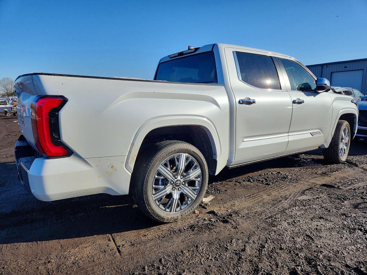 2025 Toyota Tundra Crewmax Capstone - Фото 3