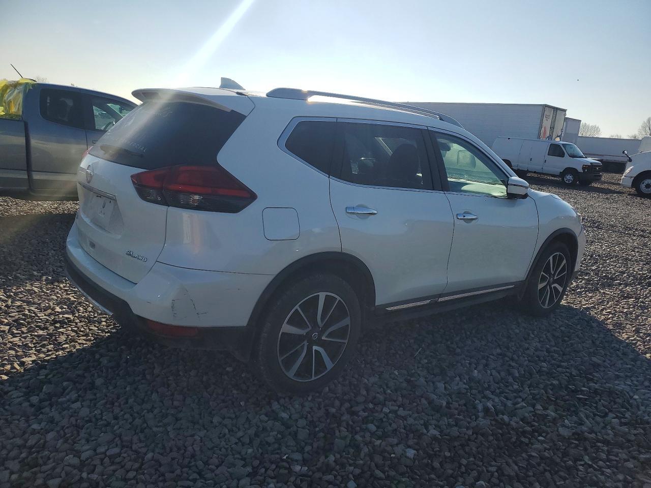 2017 Nissan Rogue Sv - Фото 3