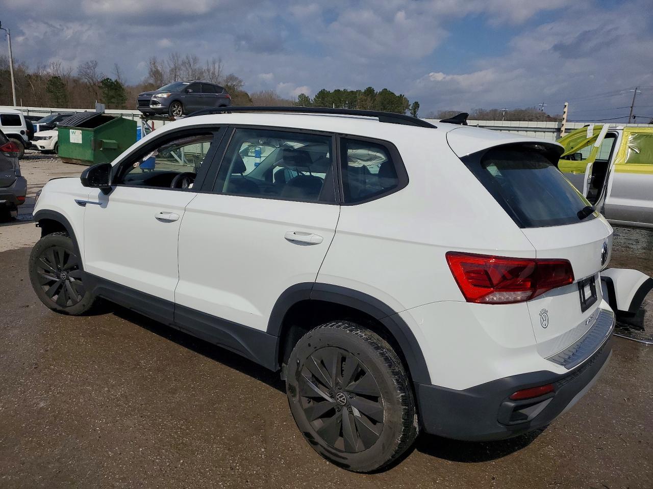 2024 Volkswagen Taos S - Image 2