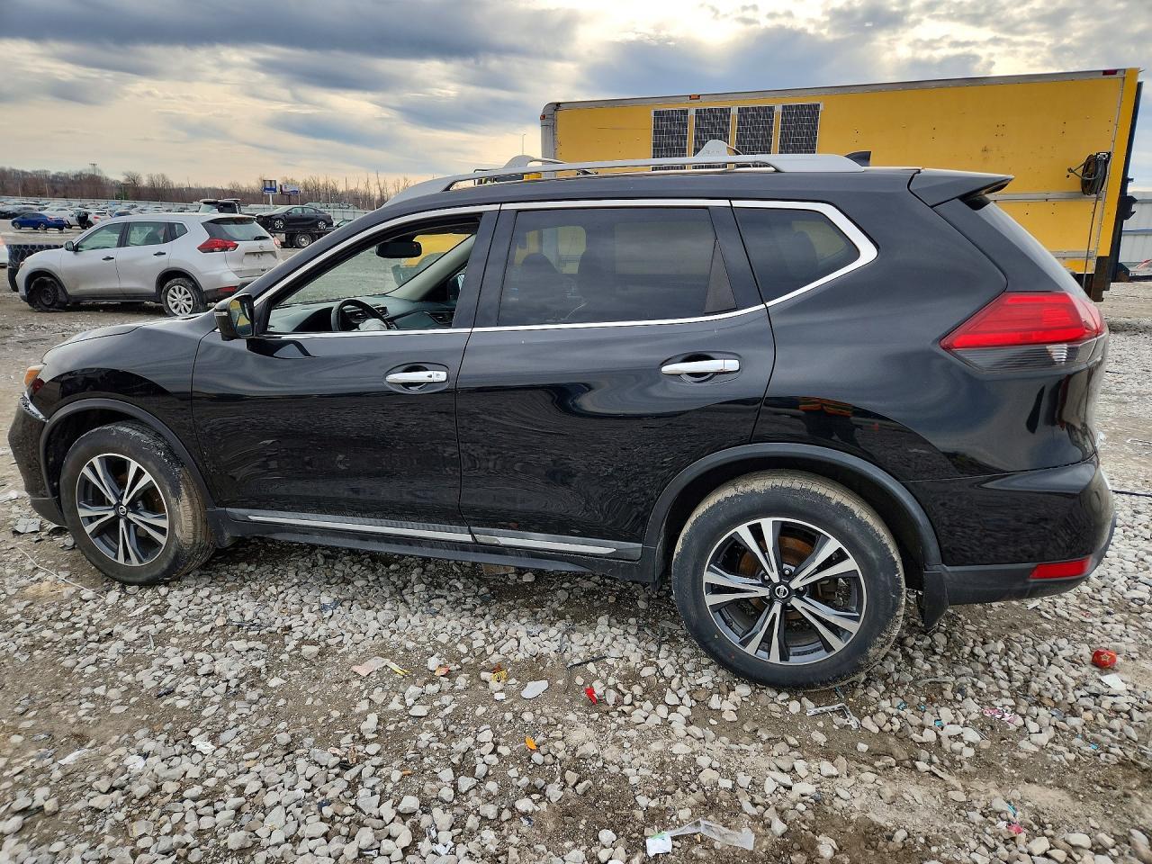 2017 Nissan Rogue Sv - Фото 2
