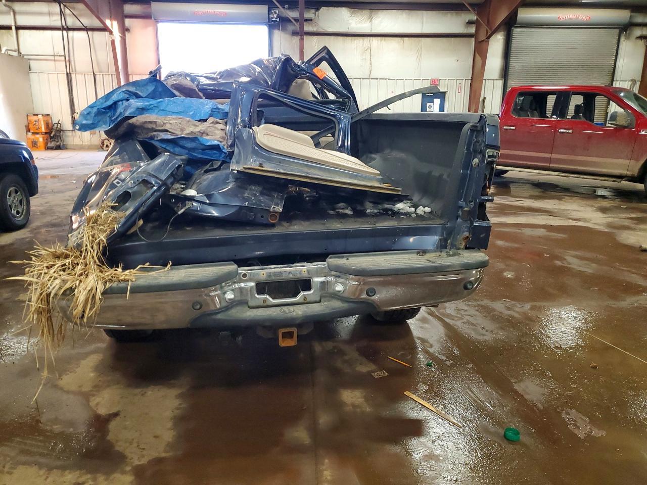 2004 Ford F250 Super Duty - Image 6