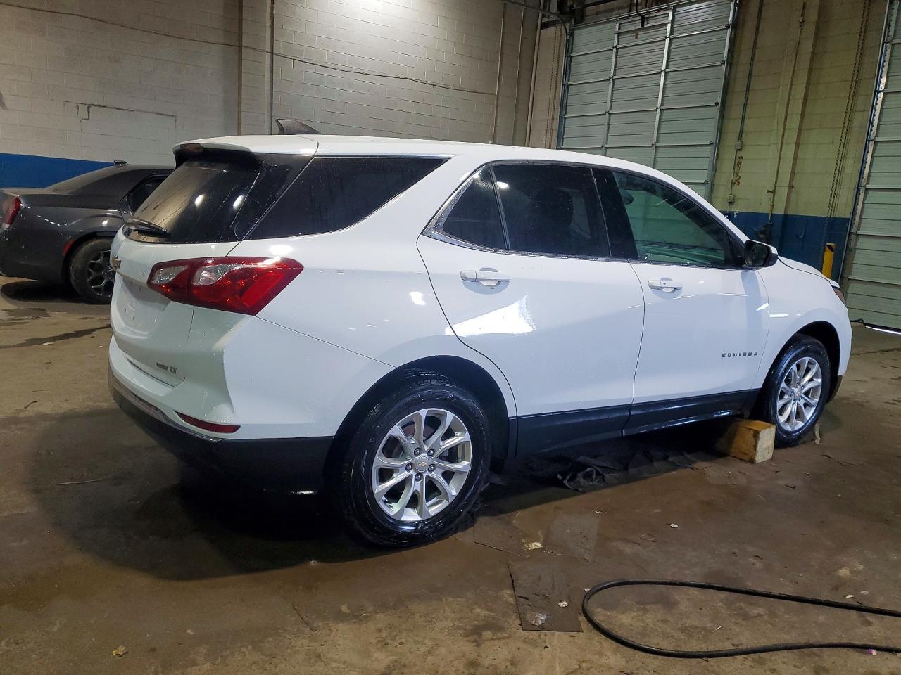 2020 Chevrolet Equinox Lt - Image 3