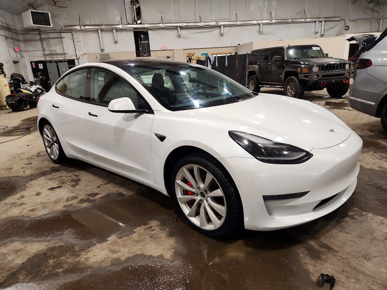 2021 Tesla Model 3 - Image 4