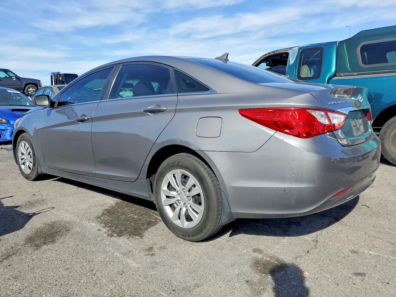 2011 Hyundai Sonata Gls - Фото 2