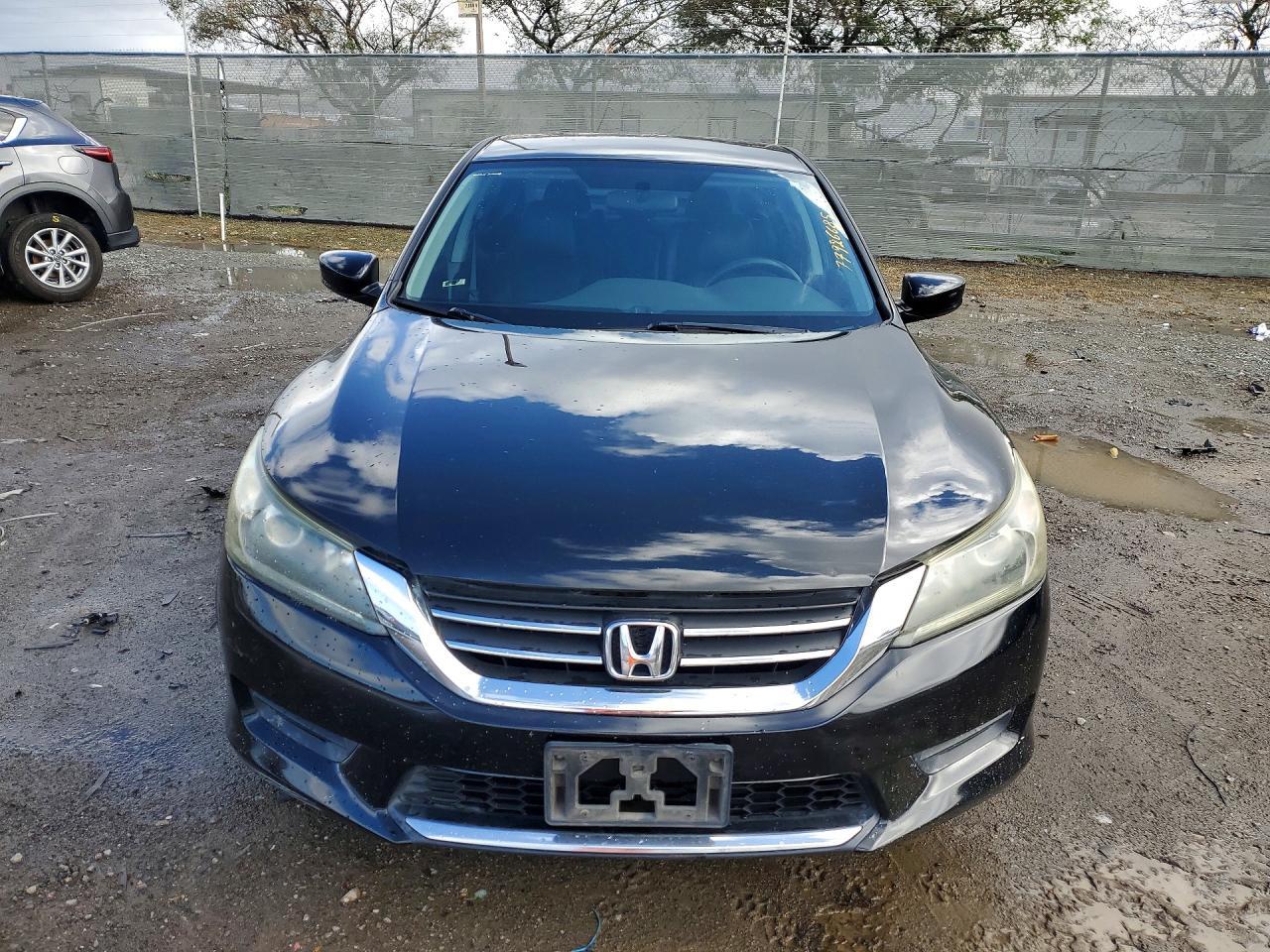 2013 Honda Accord Lx - Image 5