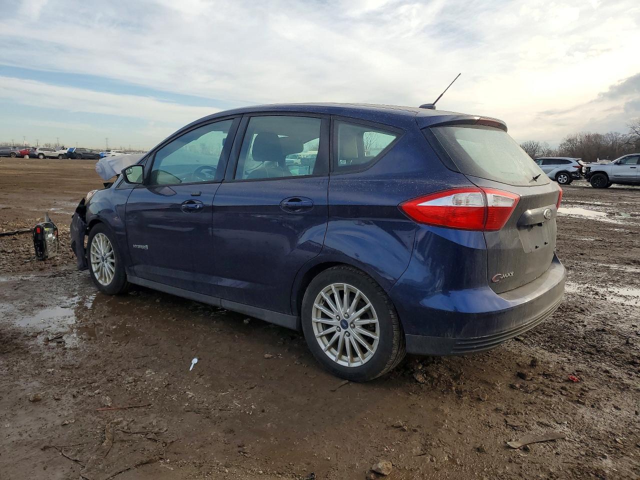 2016 Ford C-Max Se - Image 2