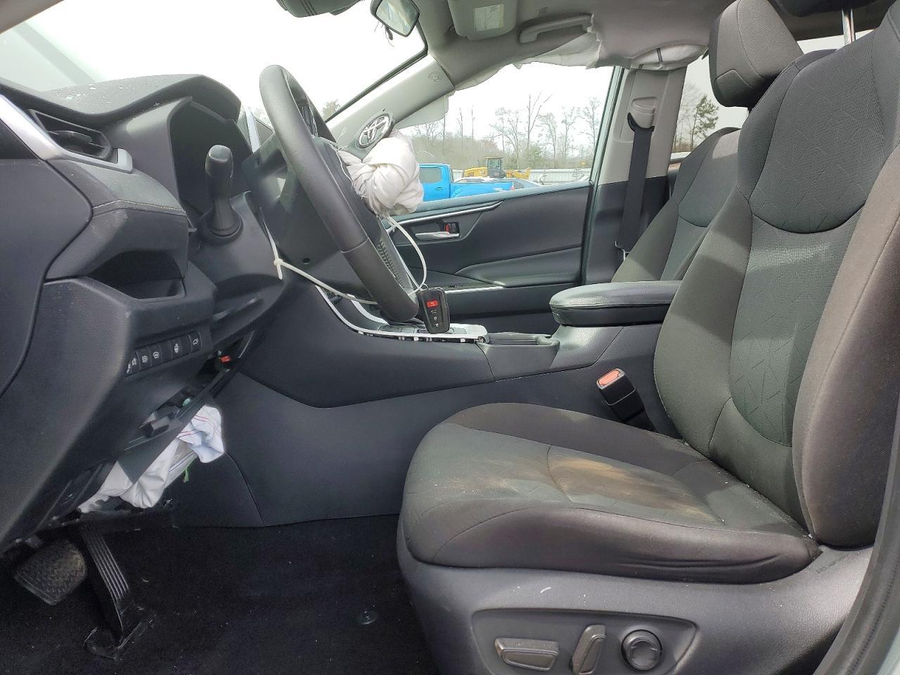 2023 Toyota Rav4 Xle - Image 7