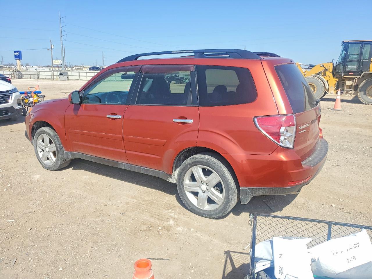 2010 Subaru Forester 2.5X Limited - Фото 2