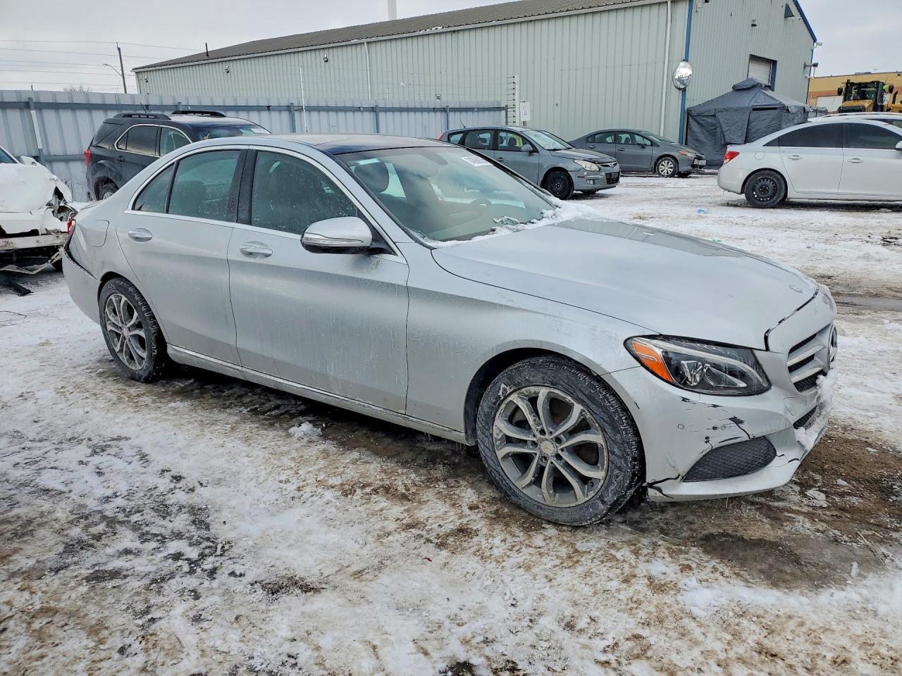 2015 Mercedes-Benz C 300 4Matic - Фото 4